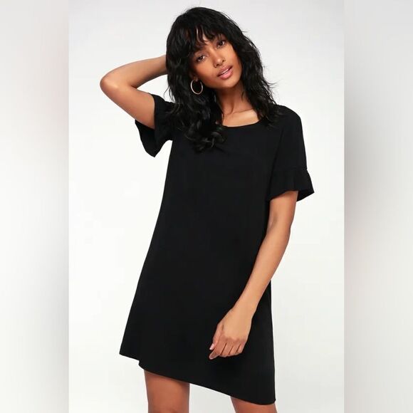 Lulus Women’s Short Sleeve Cutout Chic of Perfection Black Shift Dress Size S - Picture 2 of 14